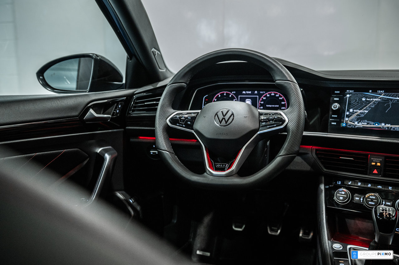 Volkswagen Jetta GLI GLI / CUIR / APPLE CARPLAY / CAMÉRA DE RECUL +++ 2022-31