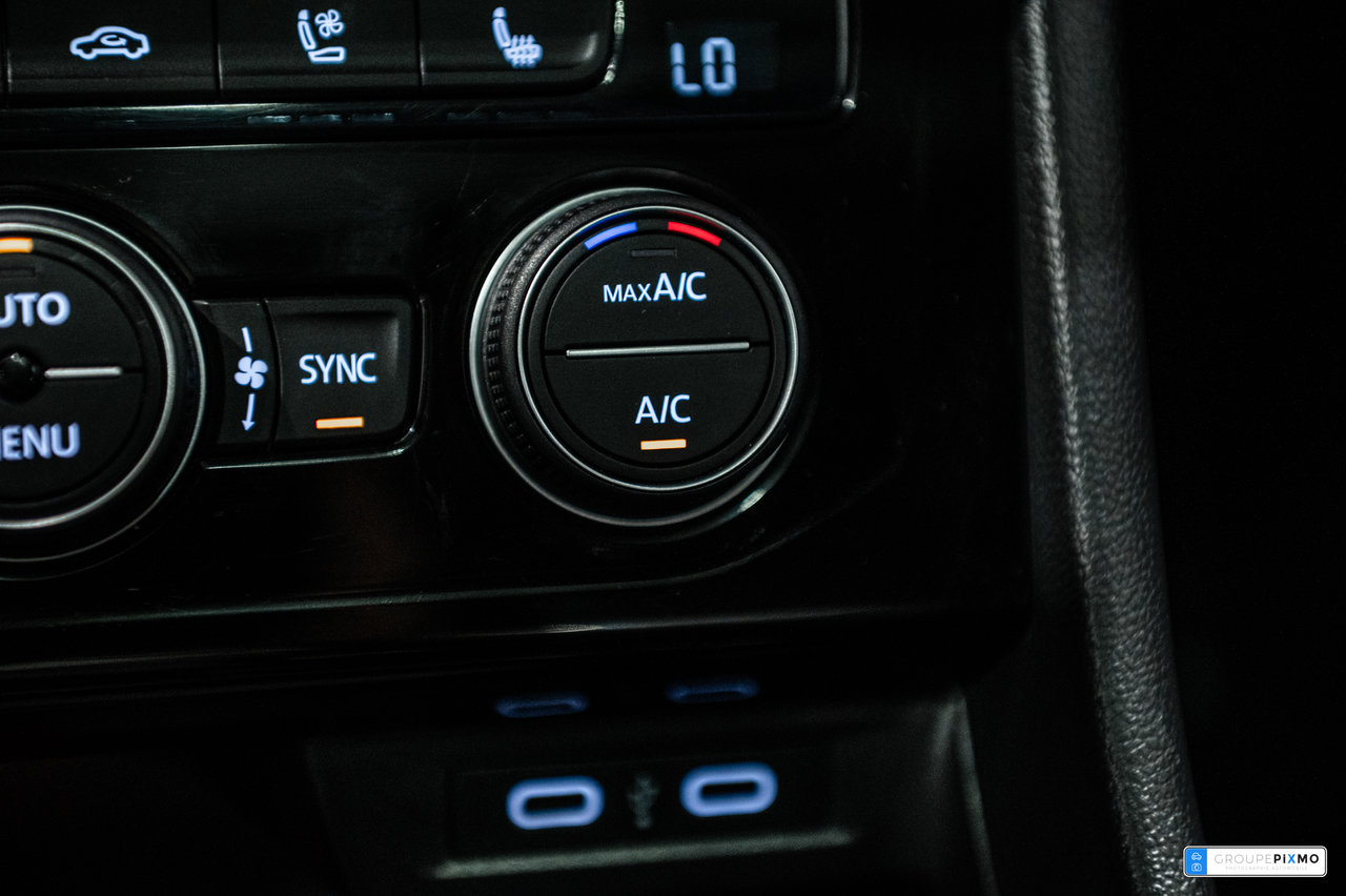 Volkswagen Jetta GLI GLI / CUIR / APPLE CARPLAY / CAMÉRA DE RECUL +++ 2022-21