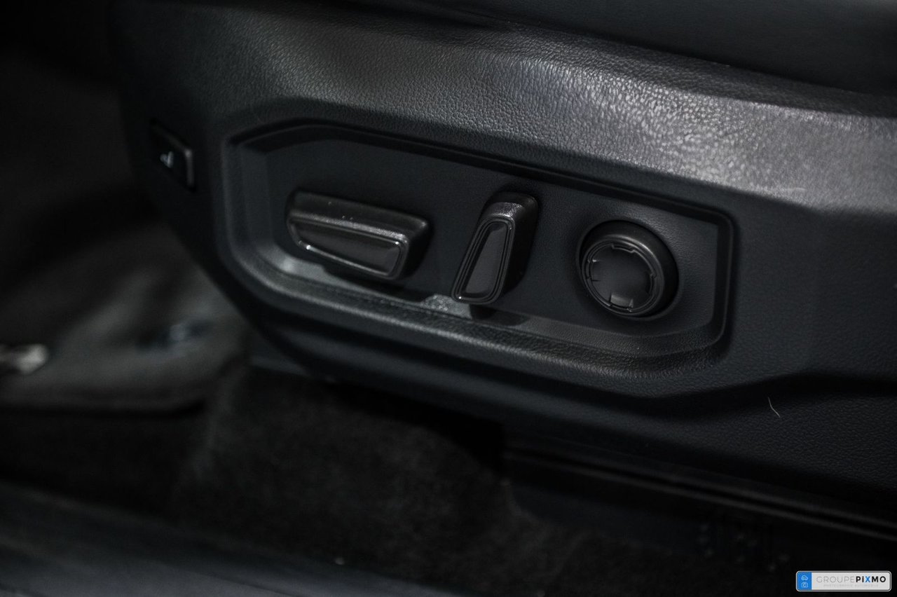 Toyota Tundra Hybrid CAPSTONE / HYBRIDE / APPLE CARPLAY / CUIR / JBL+++ 2023-11