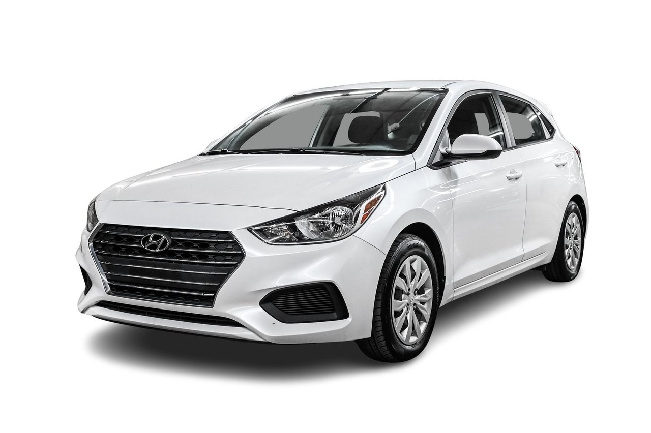 White 2018 Hyundai Accent Hatchback  Automatic