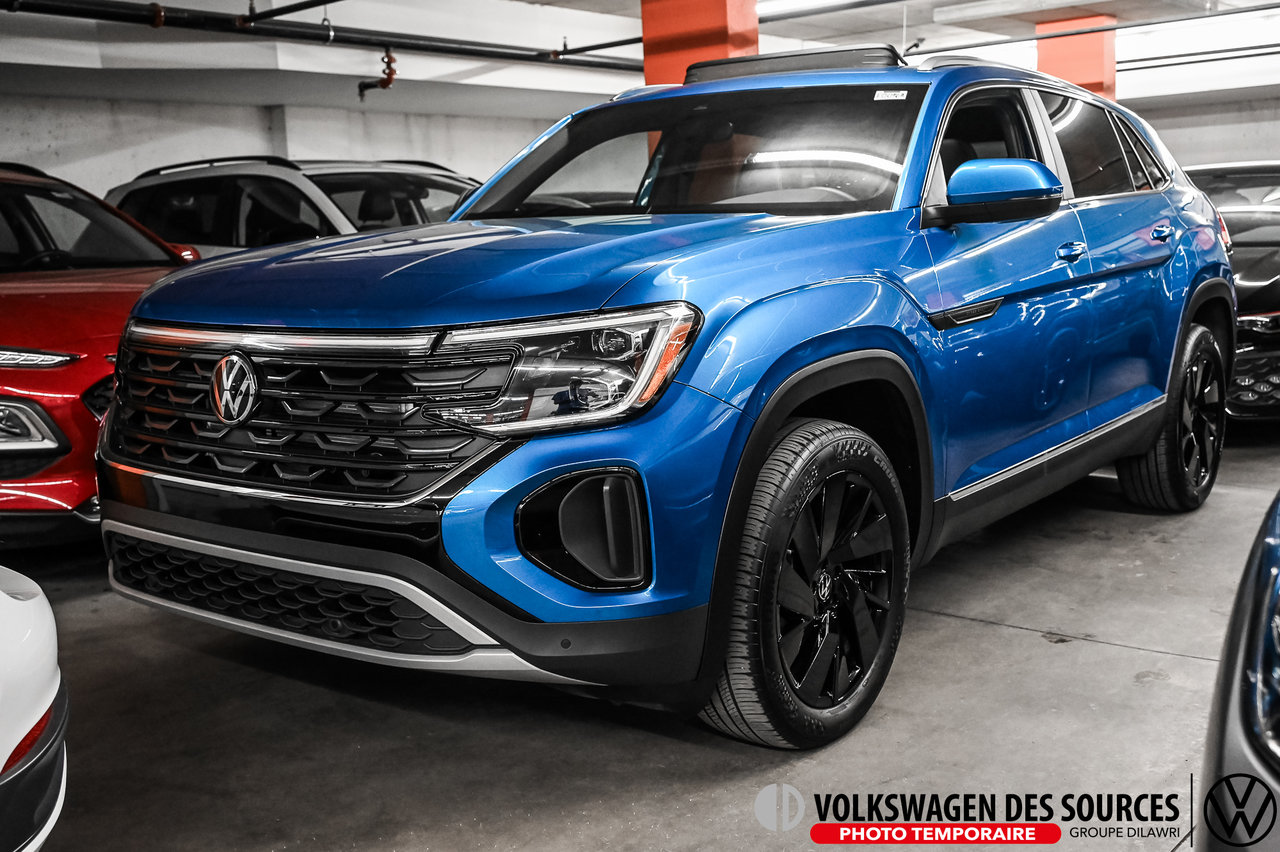 Blue (Bleu Océan Métallisé) 2024 Volkswagen Atlas Cross Sport SUV / Crossover  Automatic
