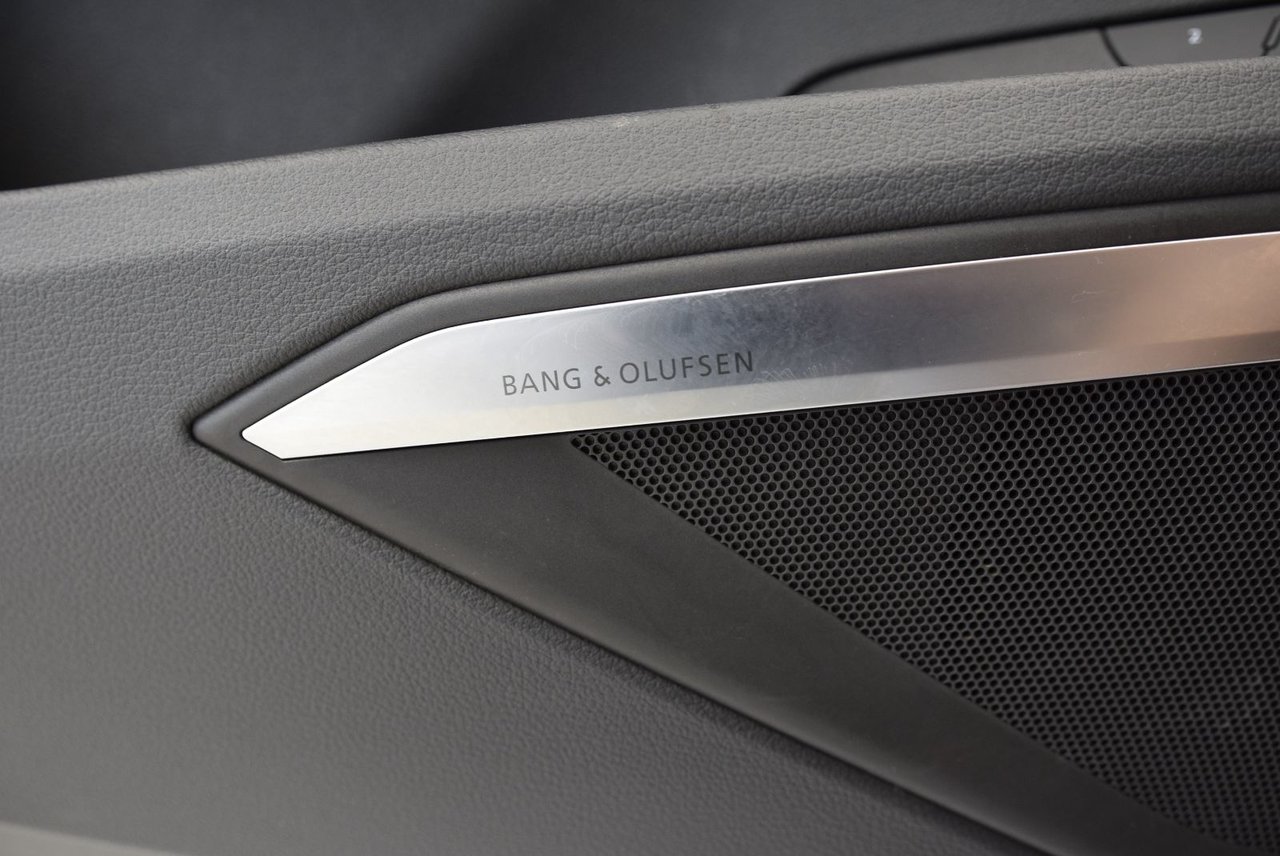 2022 Audi E-tron Sportback SPORTBACK+TECHNIK+BLACK PACK SPORTBACK+TECHNIK+BLACK PACK