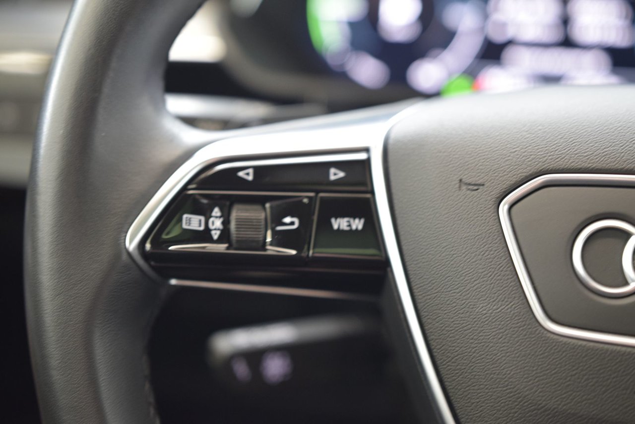 2022 Audi E-TRON PROGRESSIV+BLACK PACKAGE PROGRESSIV+BLACK PACKAGE