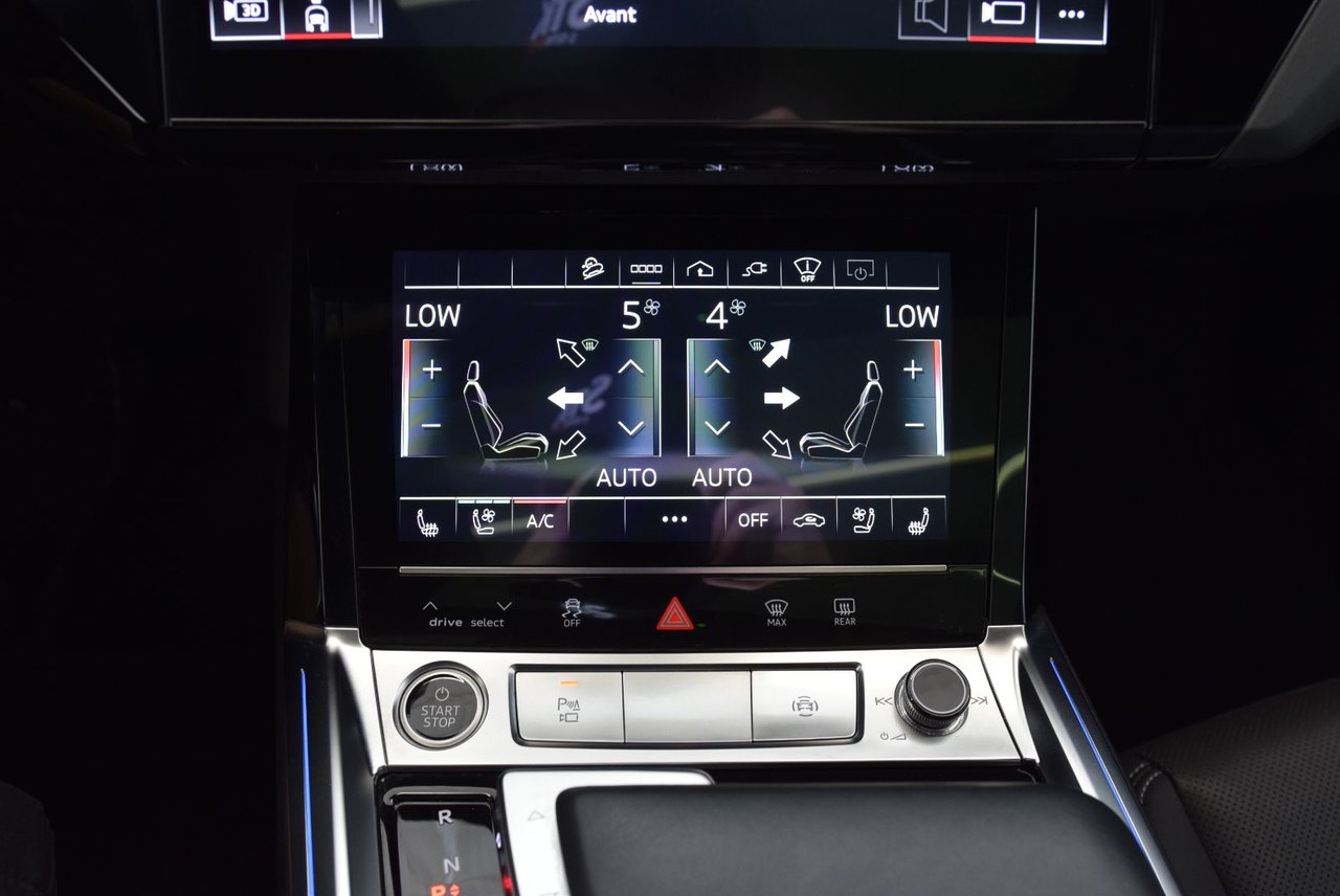 2022 Audi E-TRON TECHNIK+BLACK OPTIK+BAS KM TECHNIK+BLACK OPTIK+BAS KM