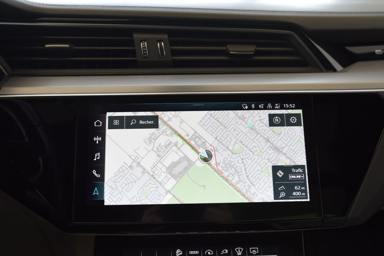 2022 Audi E-TRON TECHNIK+BLACK PACKAGE+LED TECHNIK+BLACK PACKAGE+LED