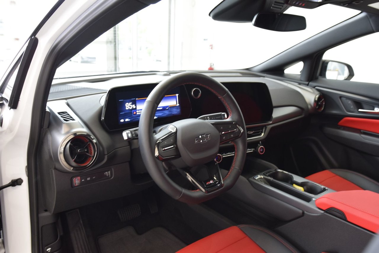 Chevrolet Equinox EV RS+LED+BAS KM+CUIR ROUGE 2024 CAMERA+JANTE SPORT+WOW