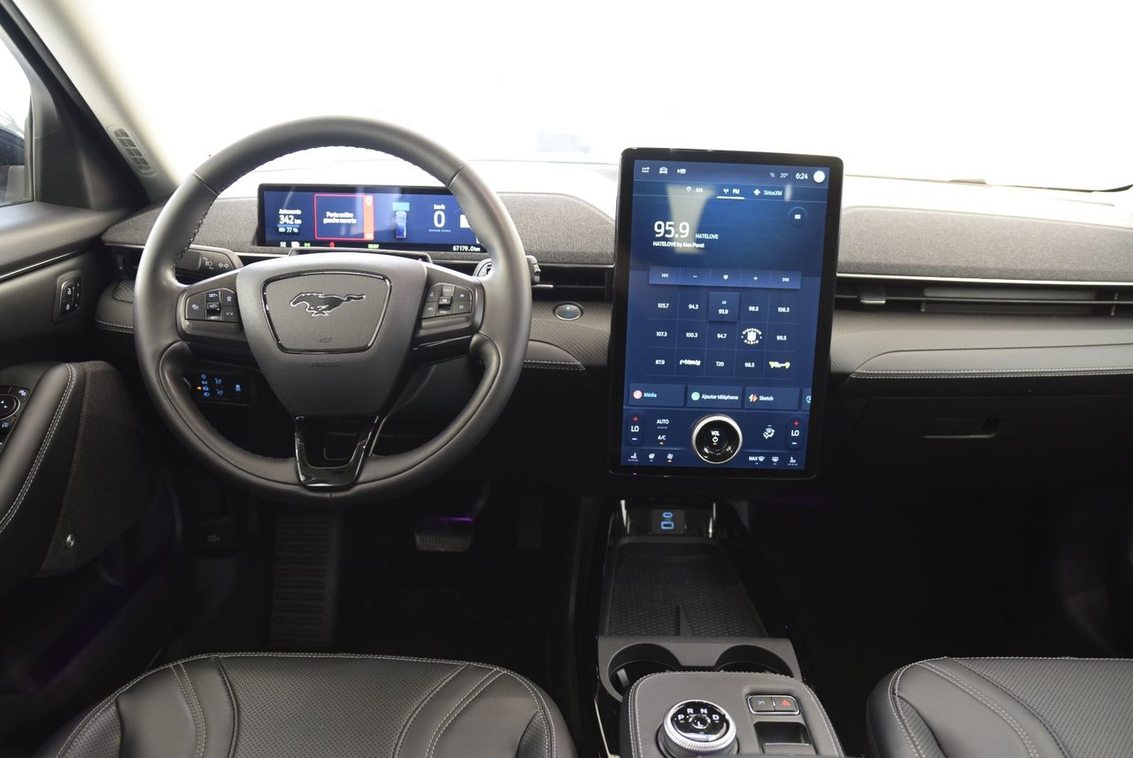 2022 Ford Mustang Mach-E PREMIUM+GROSSE BATERIE+AWD PREMIUM+GROSSE BATERIE+AWD