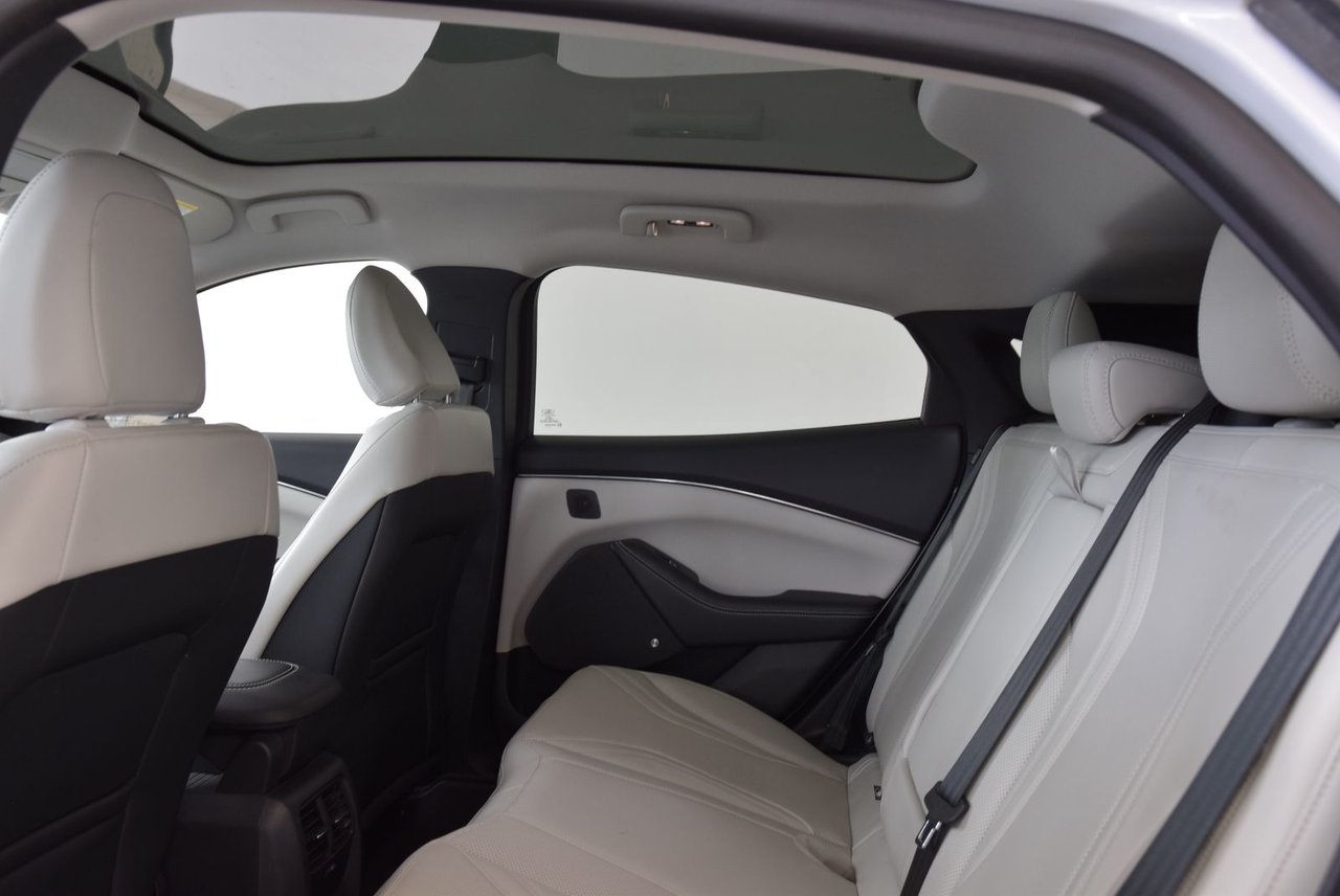 2022 Ford Mustang Mach-E PREMIUM+AWD+BATTERIE 91KWH PREMIUM+AWD+BATTERIE 91KWH