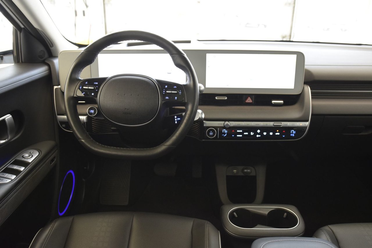 Hyundai Ioniq 5 ULTIMATE+CUIR+AWD+TOIT+ 2024 BAS KM+LED+NAV+COMME NEUF