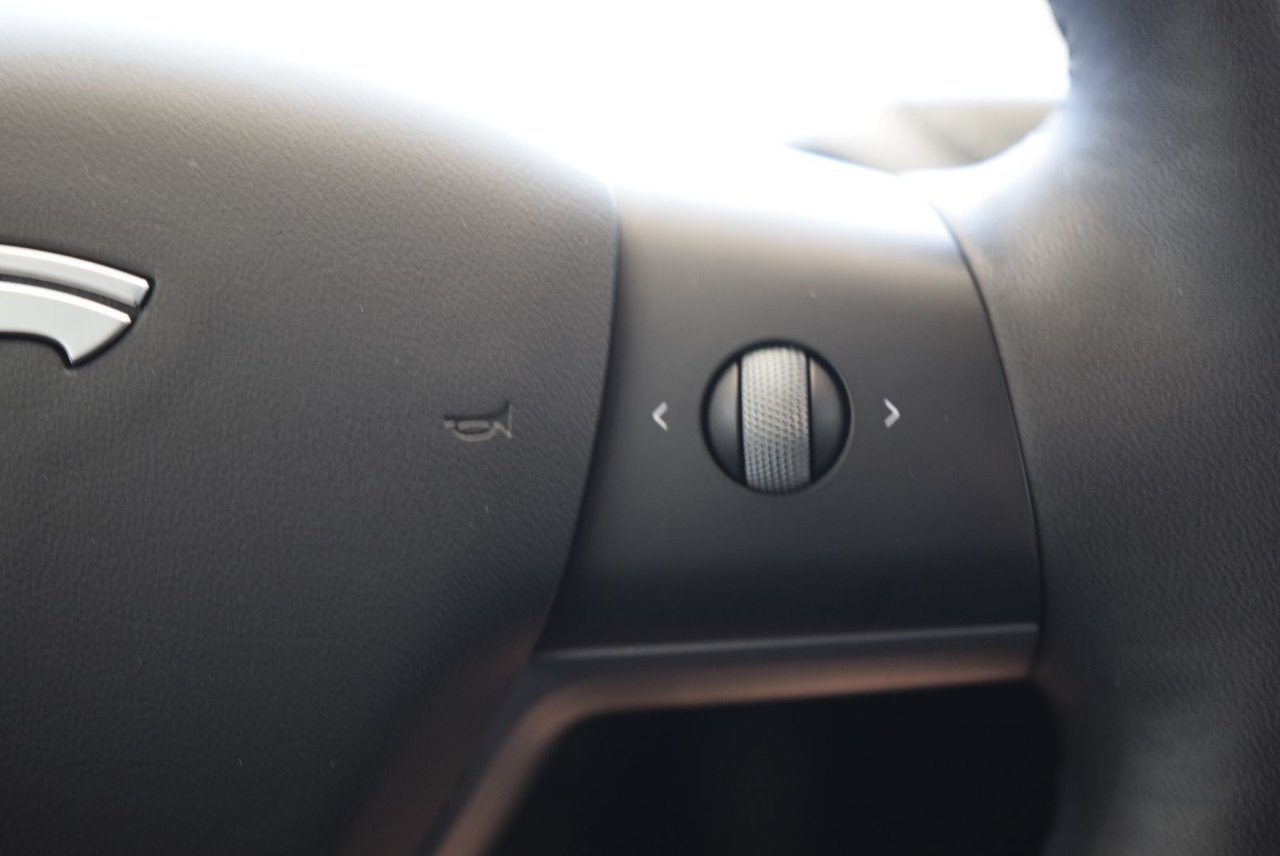 Tesla MODEL 3 SR+CUIR+TOIT PANO+LED+NAV 2022 CAMERA+IMPECCABLE+AUTOPILOT