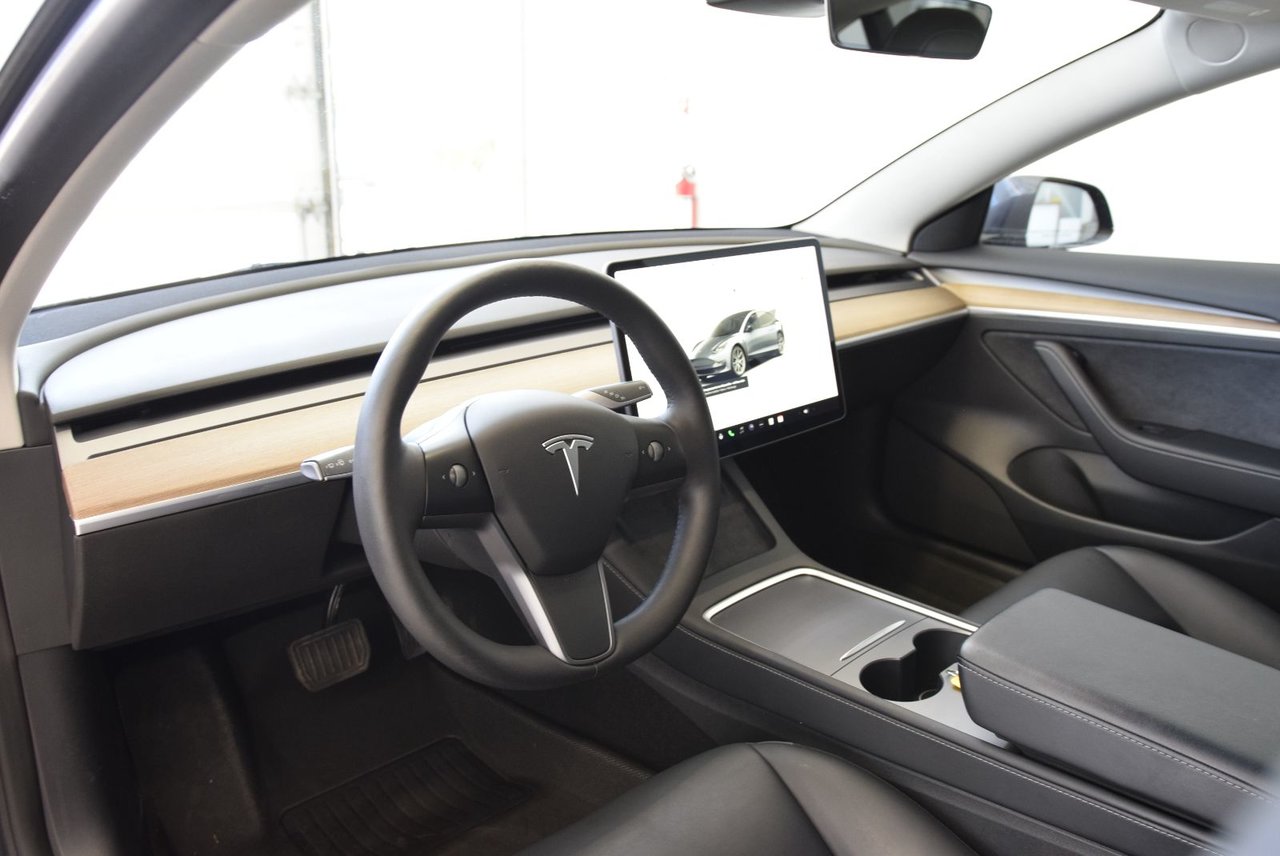 Tesla MODEL 3 SR+CUIR+TOIT PANO+LED+NAV 2022 CAMERA+IMPECCABLE+AUTOPILOT