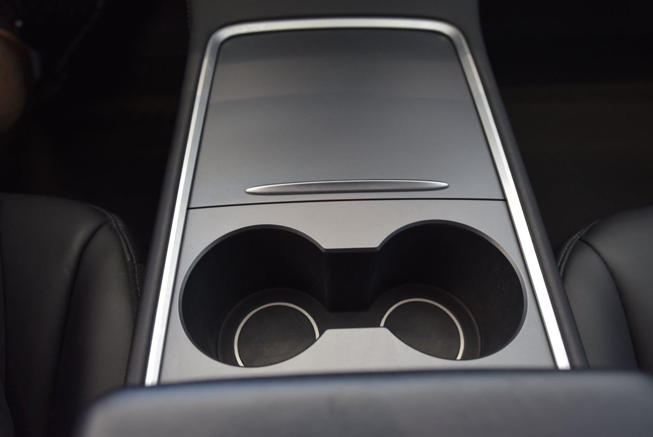 Tesla MODEL 3 SR+CUIR+TOIT PANO+LED+NAV 2022 CAMERA+IMPECCABLE+AUTOPILOT
