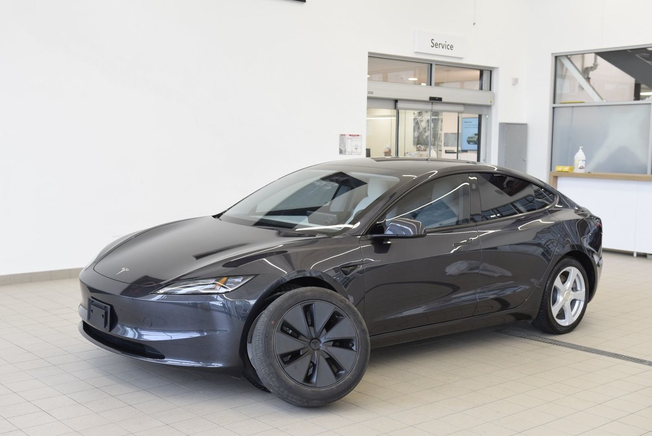 Tesla MODEL 3 LONG RANGE+AWD+FULL SELF DRIVING!! 2024 BAS KM+LED+NAV+AUTOPILOT