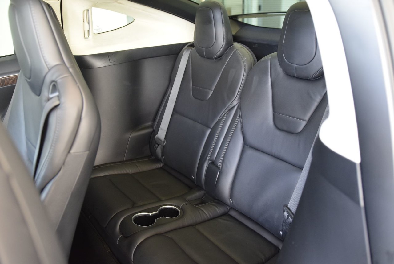 2017 Tesla Model X P90D+AWD+7 PASSAGERS+420 KM P90D+AWD+7 PASSAGERS+420 KM