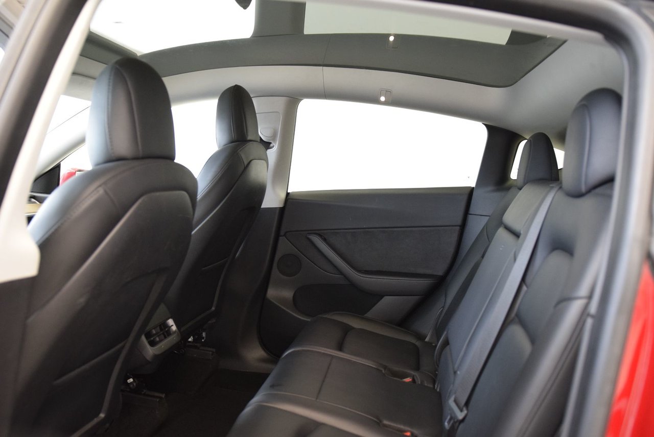 2021 Tesla Model Y LONG RANGE+AWD+7 PASSAGERS LONG RANGE+AWD+7 PASSAGERS