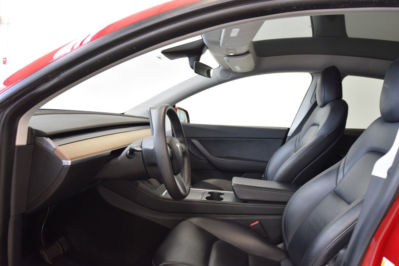 2021 Tesla Model Y LONG RANGE+AWD+7 PASSAGERS LONG RANGE+AWD+7 PASSAGERS
