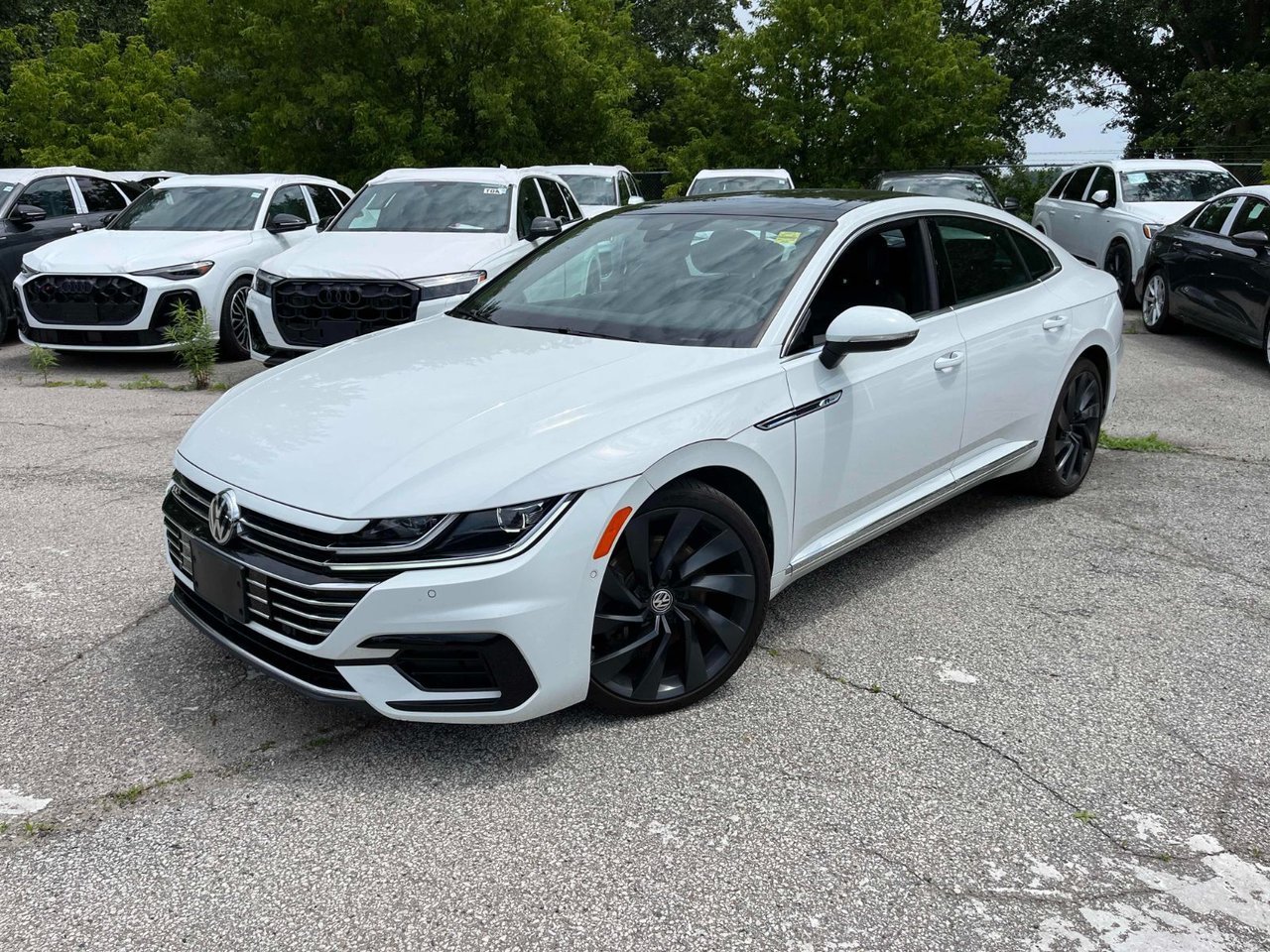 White 2019 Volkswagen Arteon Sedan All-Wheel Drive Automatic