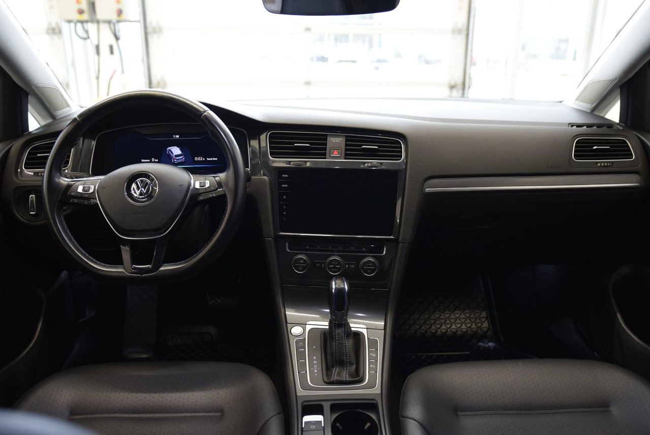 2018 Volkswagen E-Golf DRIVER ASSIST+TECK PACK+CUIR DRIVER ASSIST+TECK PACK+CUIR