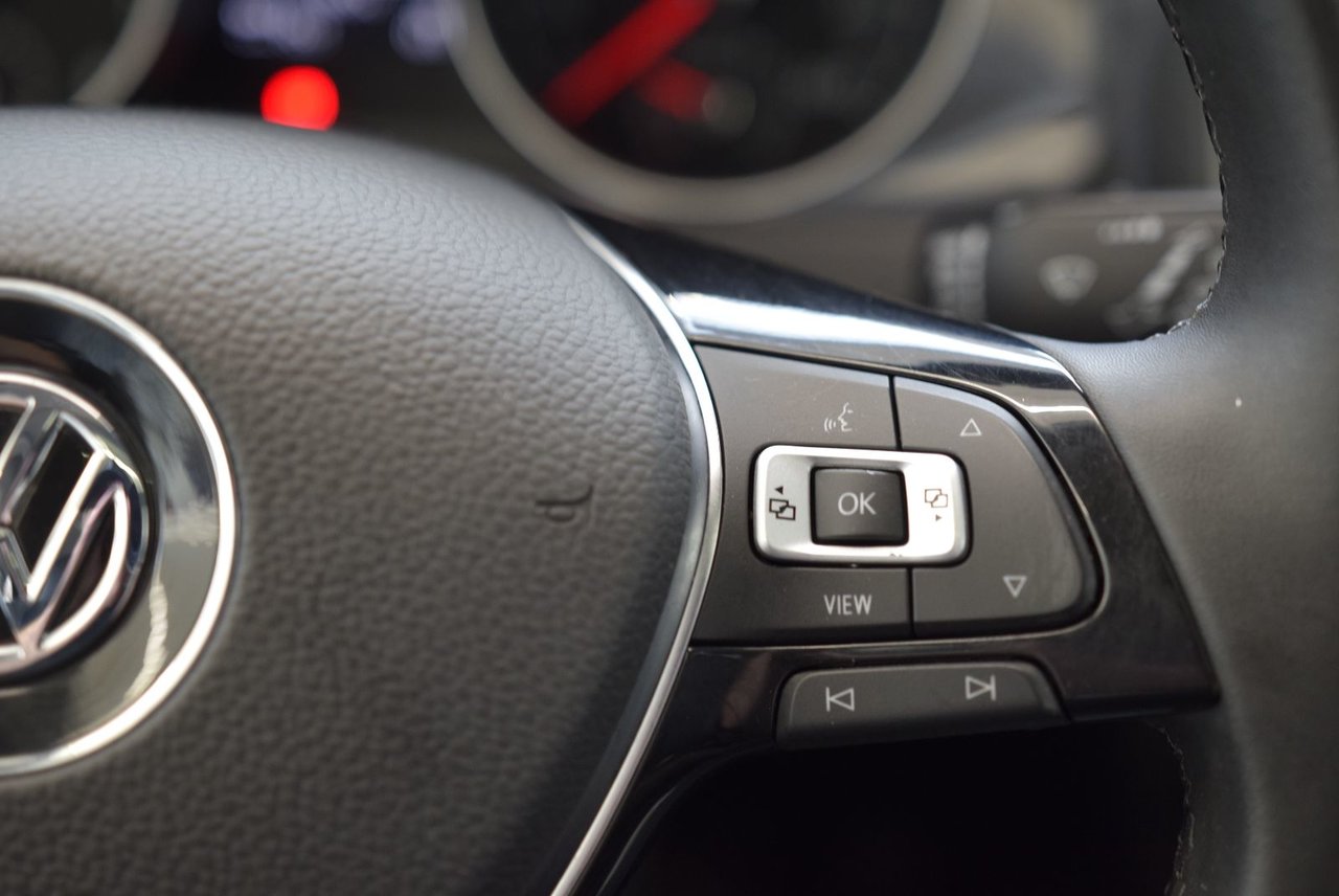 Volkswagen Golf HIGHLINE+CUIR+CAMERA+TOIT 2021 AUBAINE+APP CONNECT+WOW