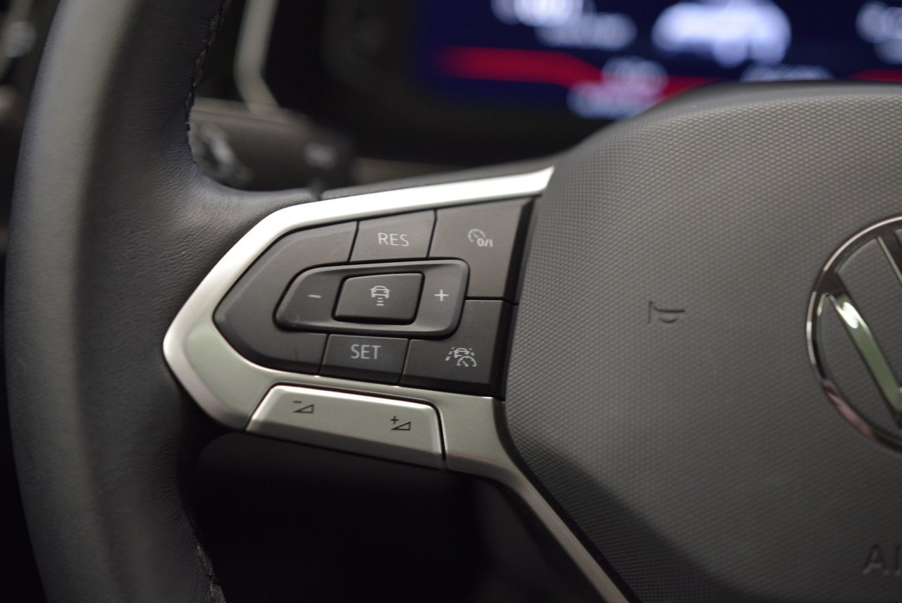 2023 Volkswagen Jetta HIGHLINE+CUIR+TOIT+LED+WOW HIGHLINE+CUIR+TOIT+LED+WOW