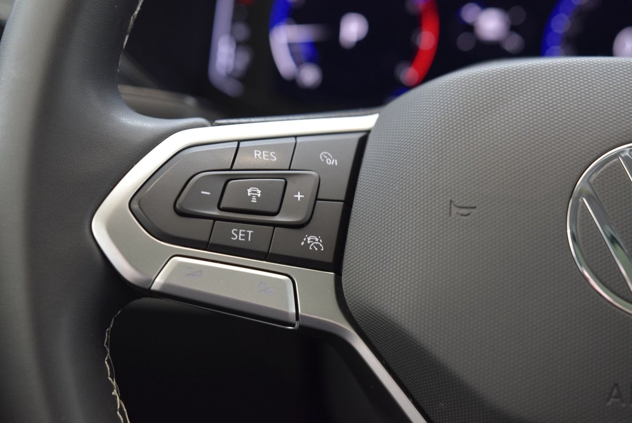 Volkswagen Taos HIGHLINE+DRIVER ASSIST+ROUES 2022 CUIR+TOIT+NAV+AWD+LED+BEAT