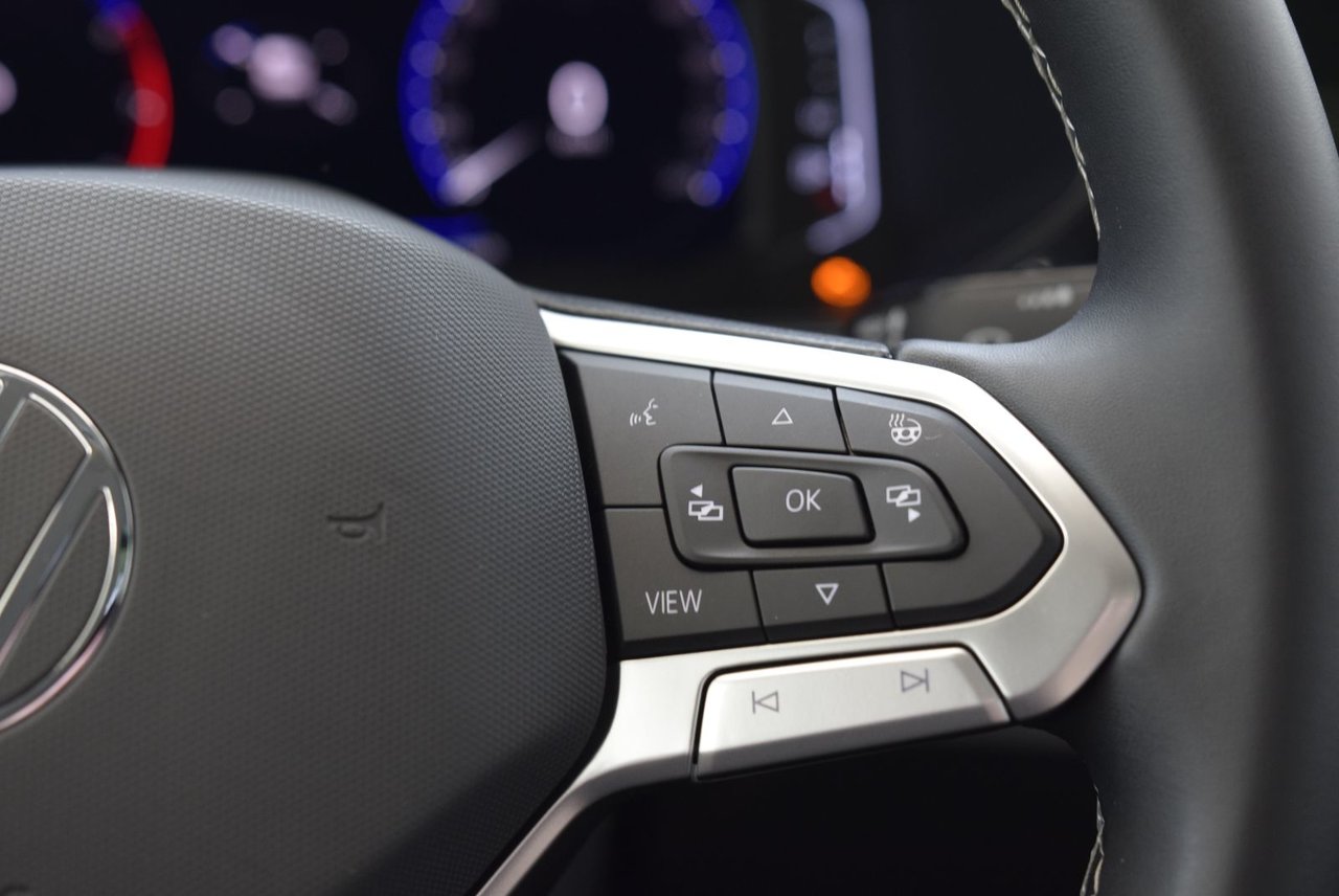 Volkswagen Taos HIGHLINE+DRIVER ASSIST+ROUES 2022 CUIR+TOIT+NAV+AWD+LED+BEAT
