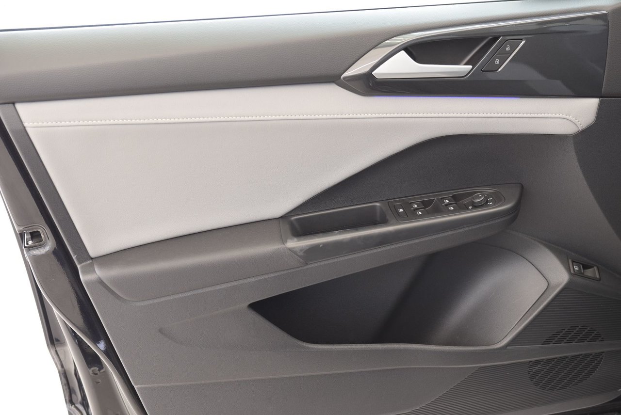Volkswagen Taos HIGHLINE+DRIVER ASSIST+ROUES 2022 CUIR+TOIT+NAV+AWD+LED+BEAT