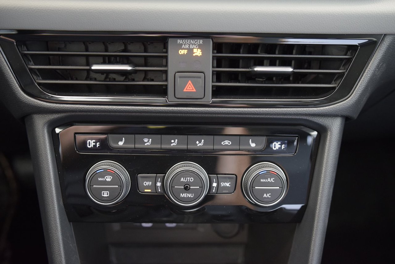 Volkswagen Taos COMFORTLINE+TOIT PANO+AWD 2022 CAMERA+CUIR+COCKPIT+MAG