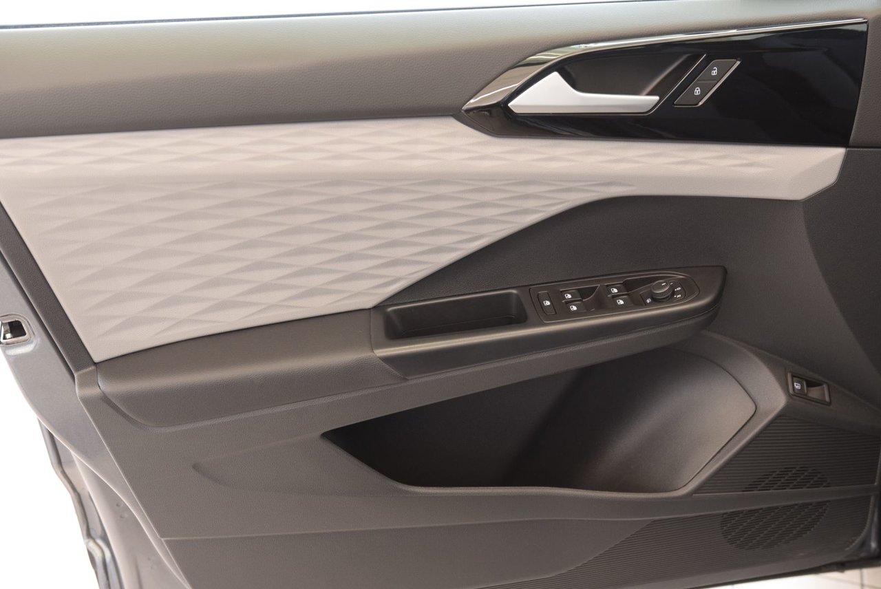 Volkswagen Taos A-C+4MOTION+BAS KM+MAG+ 2023 COCKPIT+CAMERA+SIEGE CHAUFF