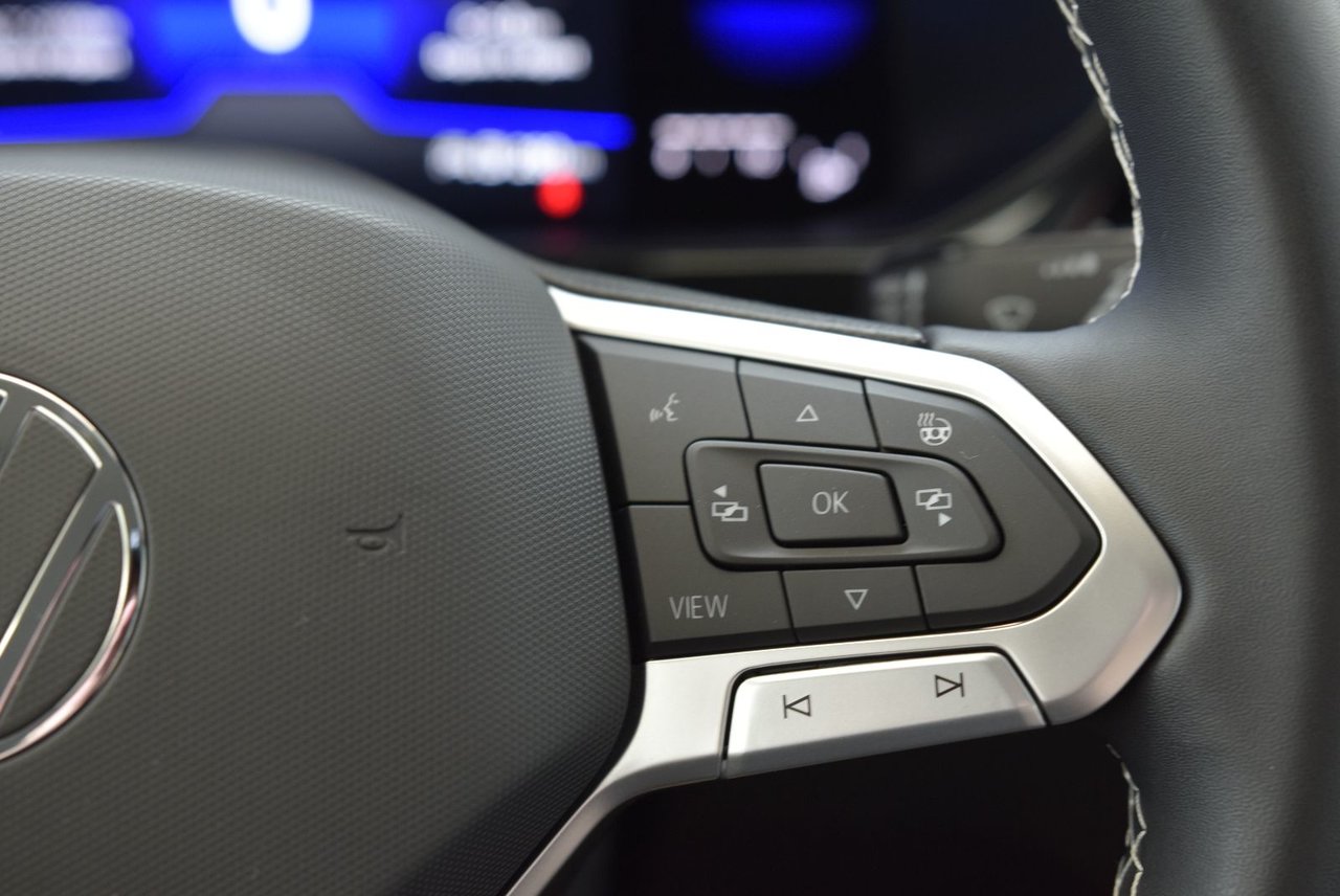 Volkswagen Taos TRENDLINE+COCKPIT+AWD+ 2023 CAMERA+MAG+SIEGES CHAUFF