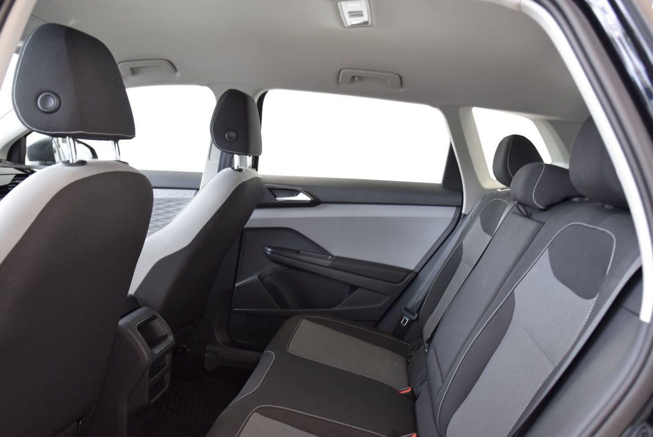 Volkswagen Taos TRENDLINE+COCKPIT+AWD+ 2023 CAMERA+MAG+SIEGES CHAUFF