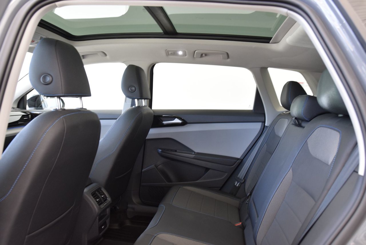 Volkswagen Taos COMFORTLINE+BLACK PACKAGE 2024 AWD+CUIR+TOIT+LED+COCKPIT