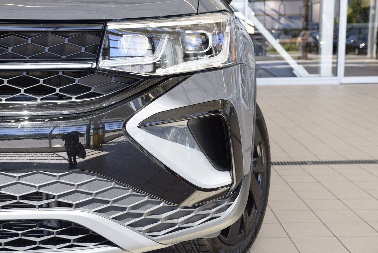 Volkswagen Taos COMFORTLINE+BLACK PACKAGE 2024 AWD+CUIR+TOIT+LED+COCKPIT