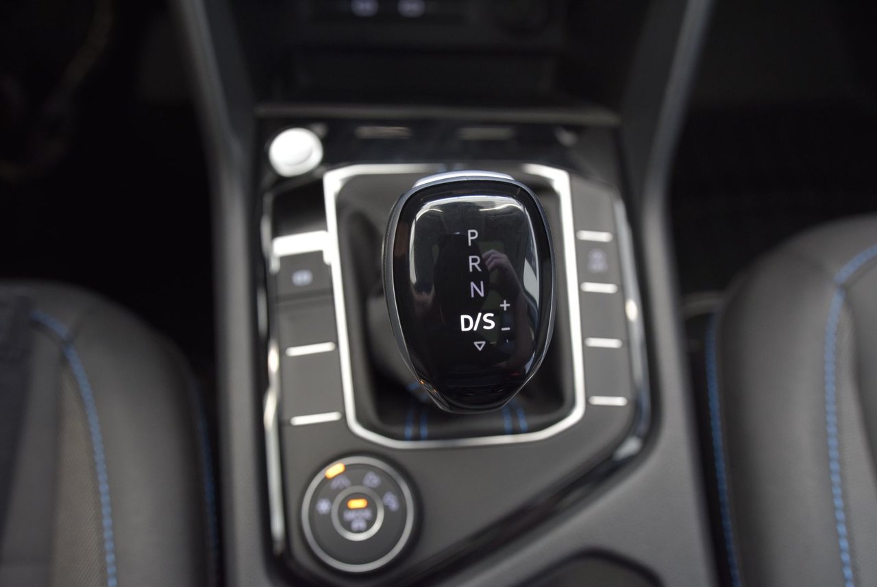 Volkswagen Taos COMFORTLINE+BLACK PACKAGE 2024 AWD+CUIR+TOIT+LED+COCKPIT