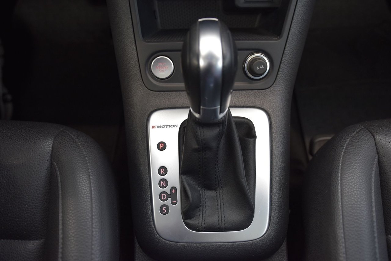 Volkswagen Tiguan COMFORTLINE+TOIT PANO+CUIR 2017 AWD+CAMERA+SANS CLÉ+WOW
