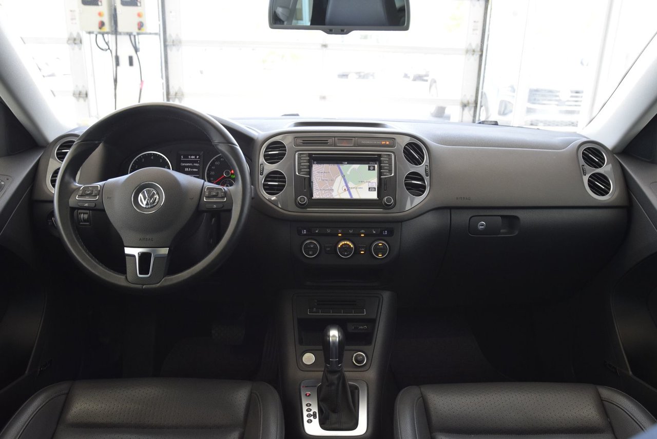 Volkswagen Tiguan COMFORTLINE+TOIT PANO+CUIR 2017 AWD+CAMERA+SANS CLÉ+WOW