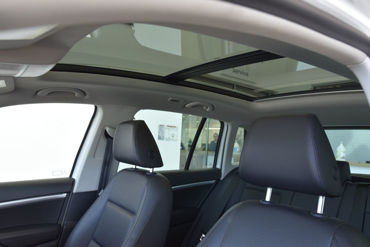 Volkswagen Tiguan COMFORTLINE+TOIT PANO+CUIR 2017 AWD+CAMERA+SANS CLÉ+WOW
