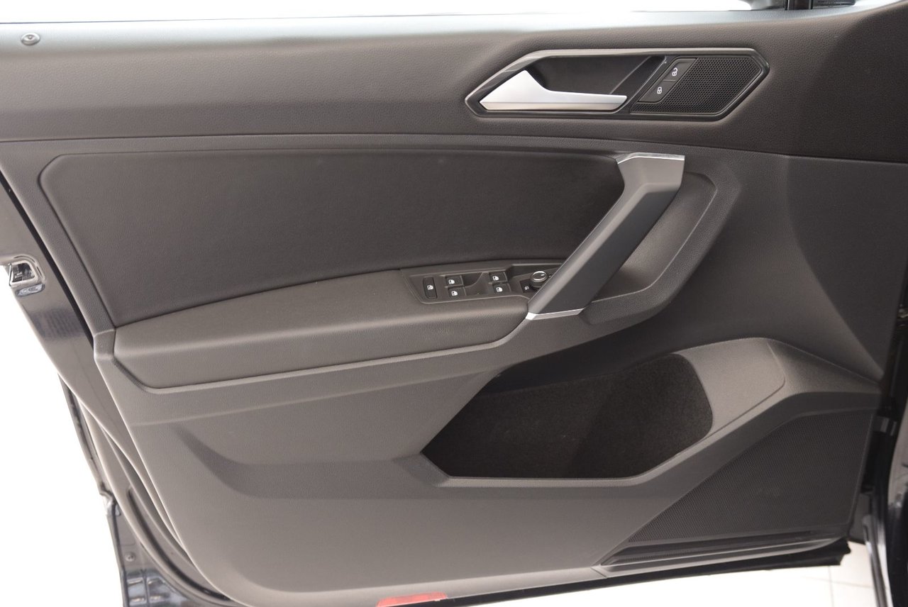 Volkswagen Tiguan COMFORTLINE+TOIT PANO+CUIR 2018 CAMERA+SANS CLÉ+BAS KILO+