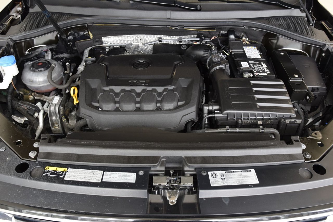 Volkswagen Tiguan COMFORTLINE+TOIT PANO+CUIR 2018 CAMERA+SANS CLÉ+BAS KILO+