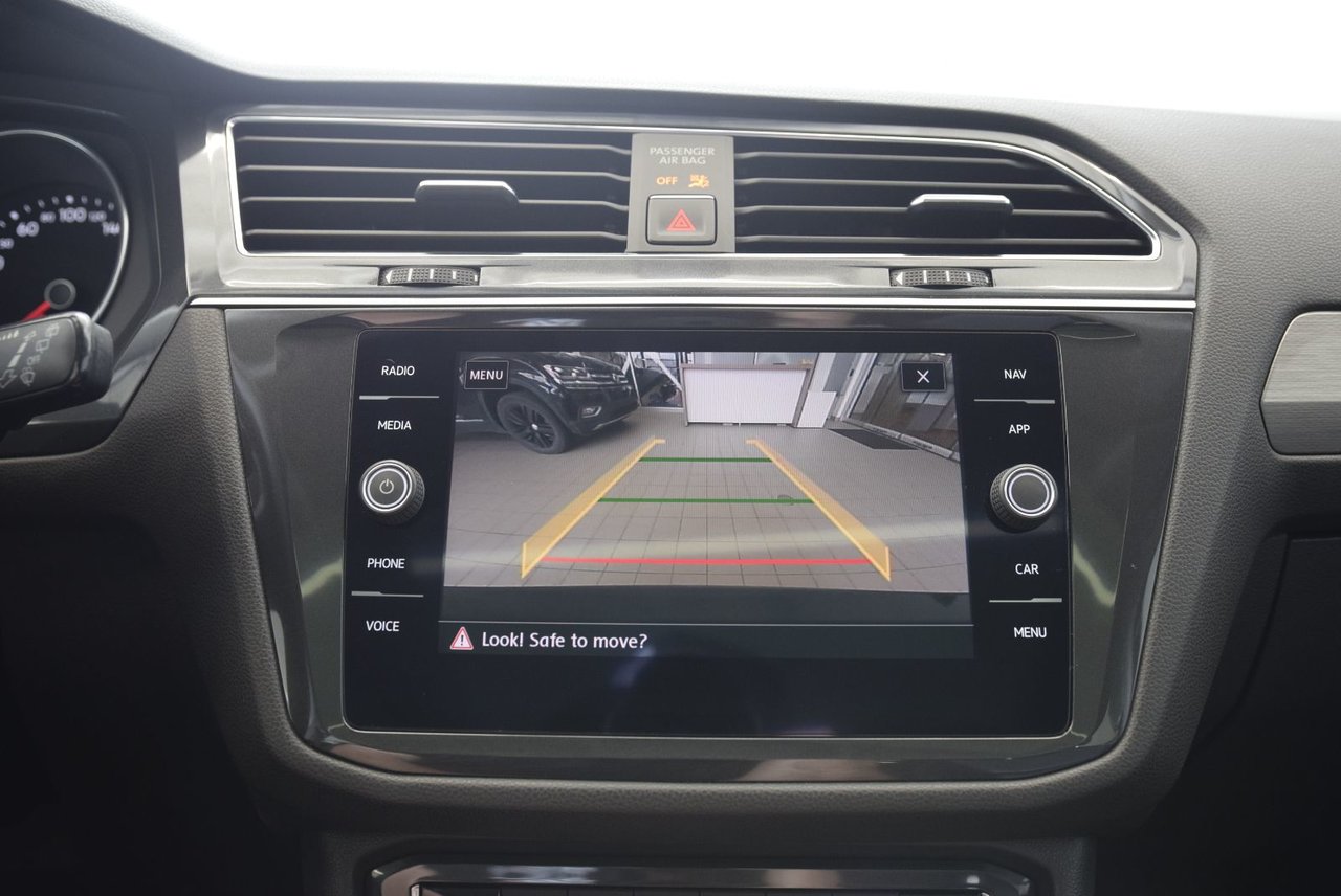 Volkswagen Tiguan COMFORTLINE+TOIT PANO+CUIR 2018 CAMERA+SANS CLÉ+BAS KILO+