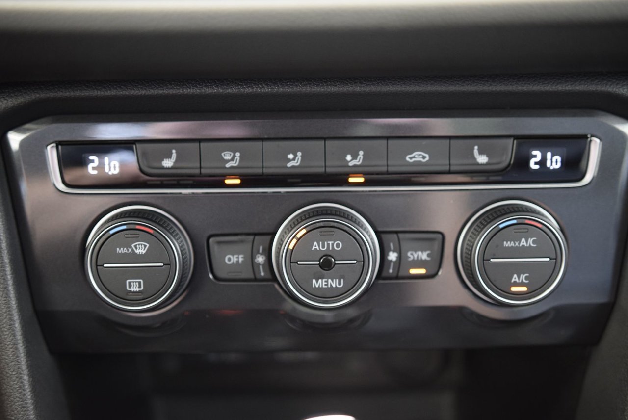 Volkswagen Tiguan COMFORTLINE+TOIT PANO+CUIR 2021 CAMERA+BAS KM+AWD+WOW