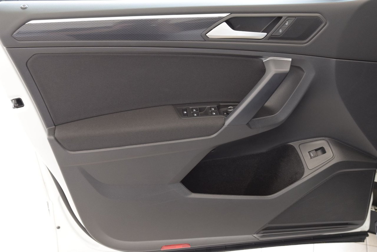 2021 Volkswagen Tiguan UNITED+AWD+TOIT PANO+NAV UNITED+AWD+TOIT PANO+NAV