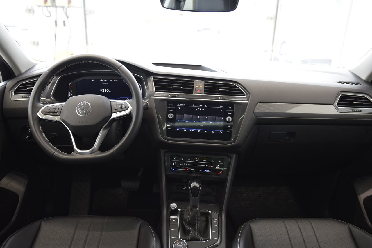 Volkswagen Tiguan COMFORTLINE+TOIT PANO+AWD 2022 BAS KM+CAMERA+SIEGES CHAUFFANTS