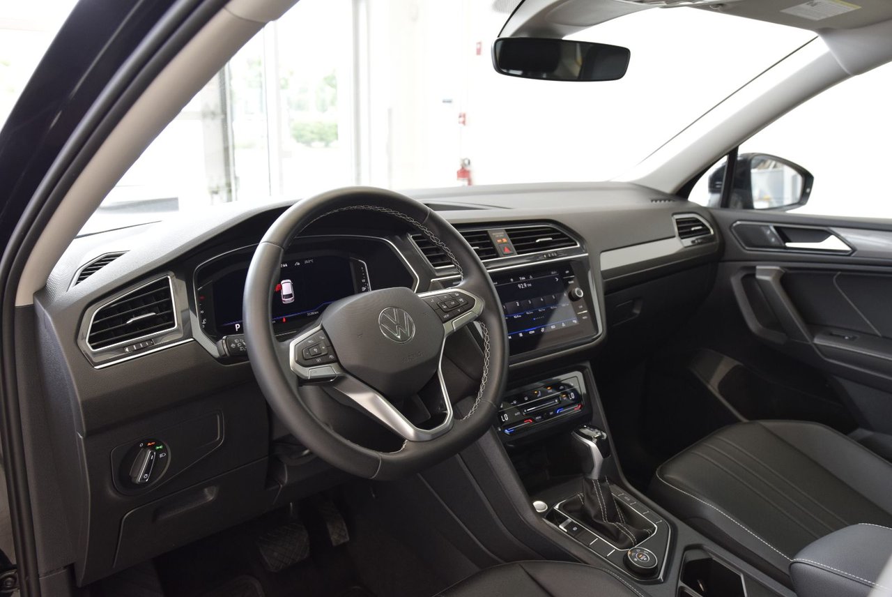 Volkswagen Tiguan COMFORTLINE+TOIT PANO+AWD 2022 BAS KM+CAMERA+SIEGES CHAUFFANTS