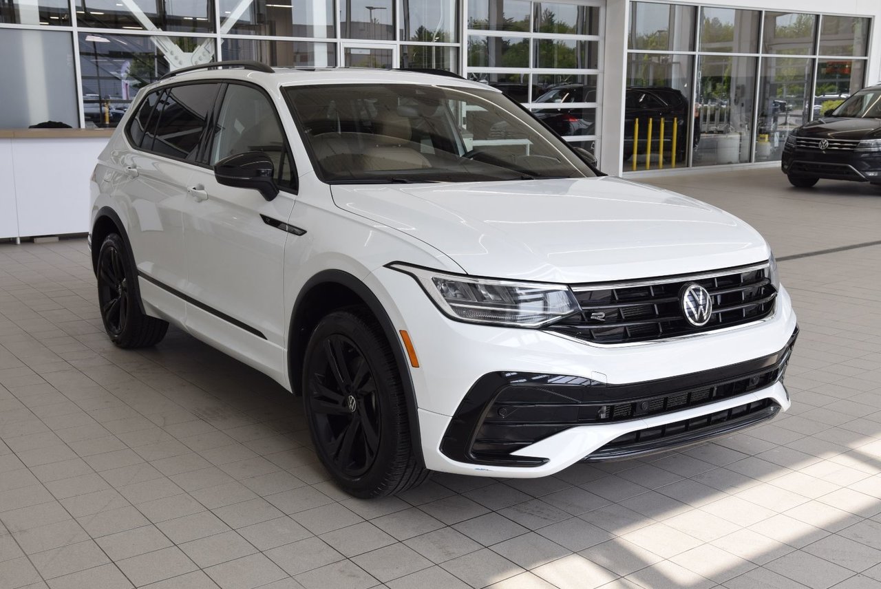 Volkswagen Tiguan COMFORTLINE+BLACK PACKAGE 2024 CUIR+TOIT PANO+LED+COCKPIT