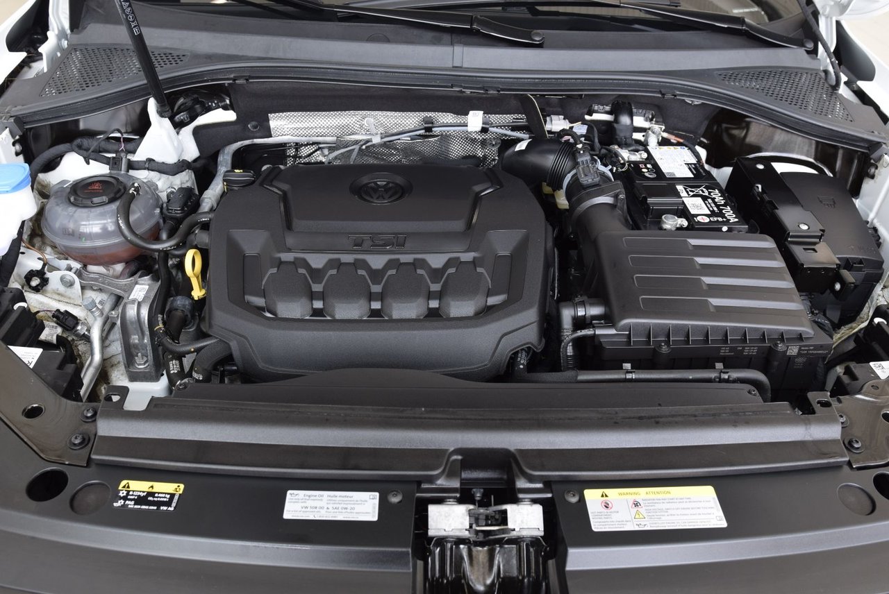 Volkswagen Tiguan COMFORTLINE+BLACK PACKAGE 2024 CUIR+TOIT PANO+LED+COCKPIT