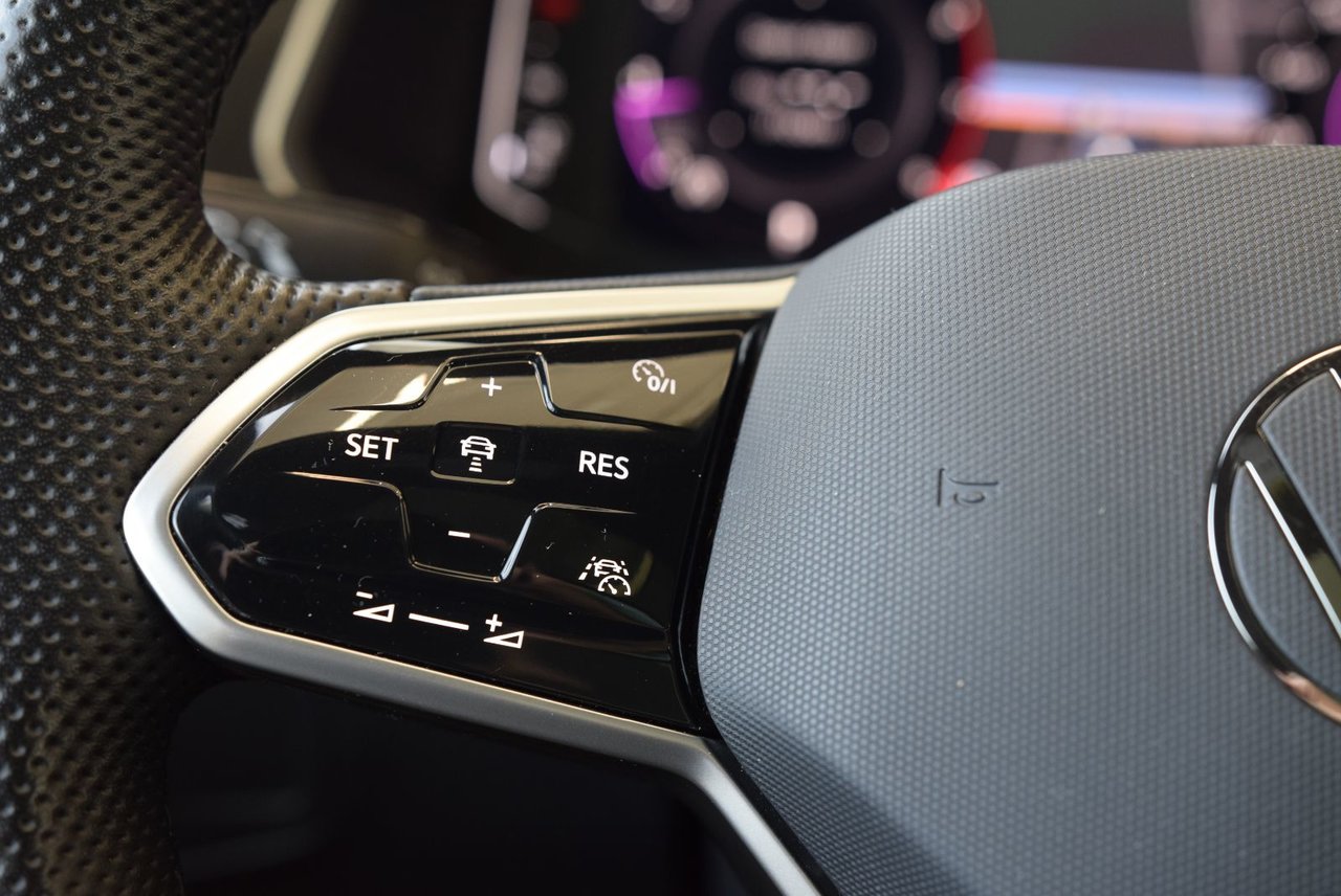 2024 Volkswagen Tiguan HIGHLINE+R LINE+8 PNEUS 8 MAGS HIGHLINE+R LINE+8 PNEUS 8 MAGS