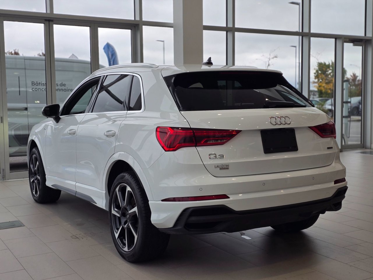 2024 Audi Q3 PROGRESSIV S-LINE | TOIT PANO | CUIR | CARPLAY | + PROGRESSIV S-LINE | TOIT PANO | CUIR | CARPLAY | +