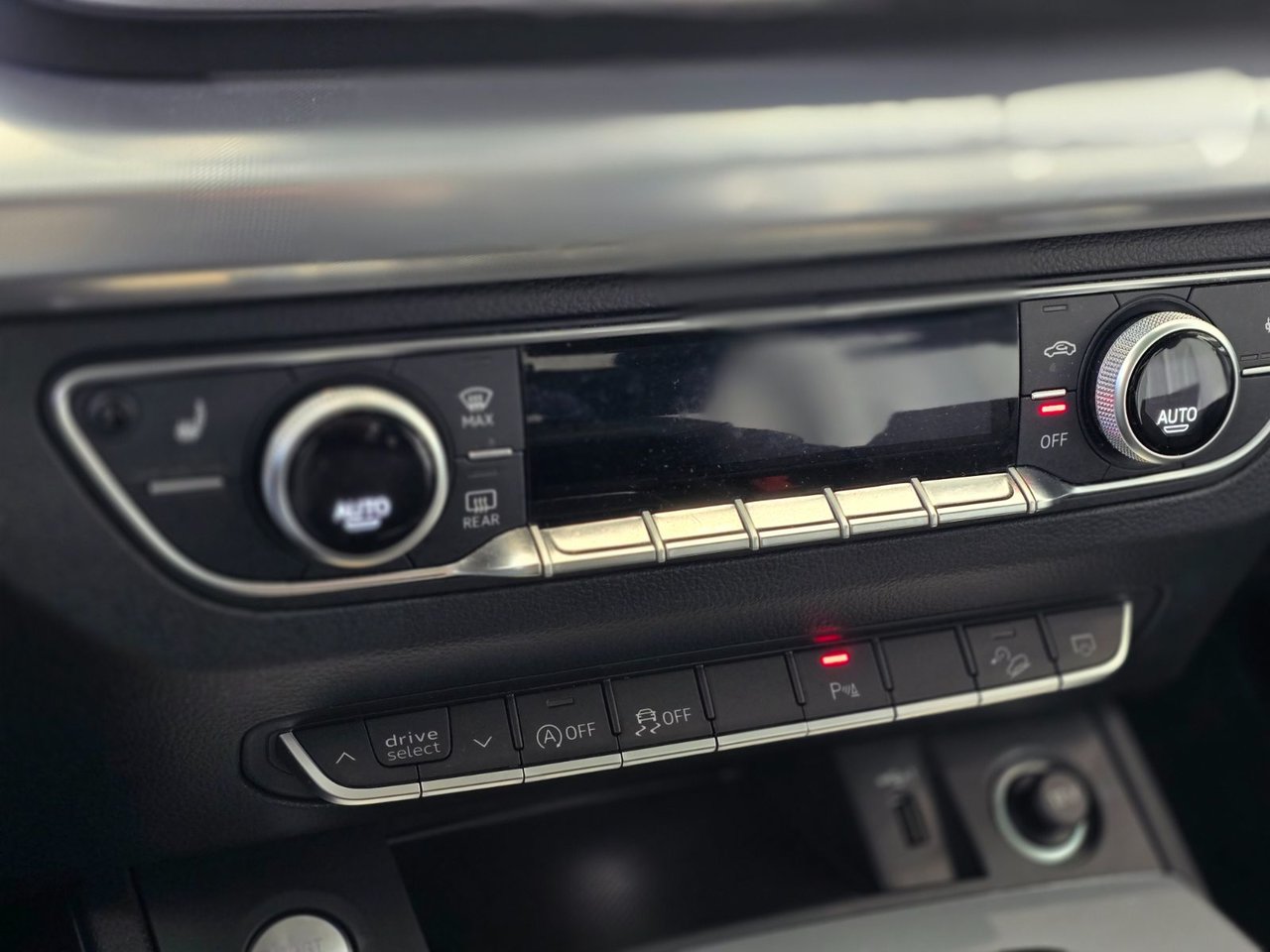 2024 Audi Q5 Progressiv TOIT PANO | CUIR | CARPLAY | CAMÉRA Progressiv TOIT PANO | CUIR | CARPLAY | CAMÉRA