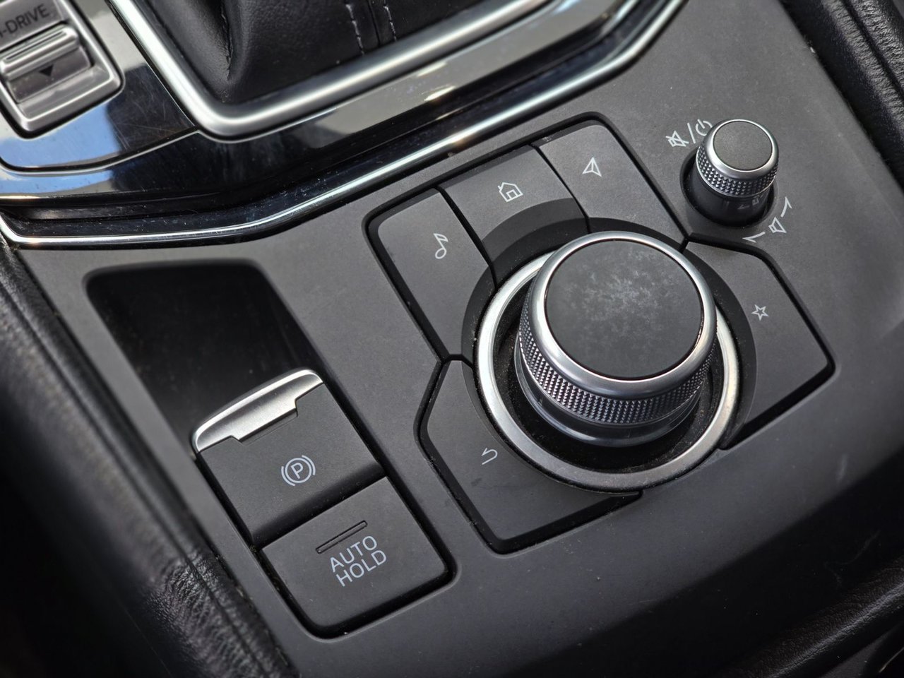 2023 Mazda CX-5 GS AWD | CUIR | CARPLAY | CAMÉRA | BAS KM!! | +++ GS AWD | CUIR | CARPLAY | CAMÉRA | BAS KM!! | +++